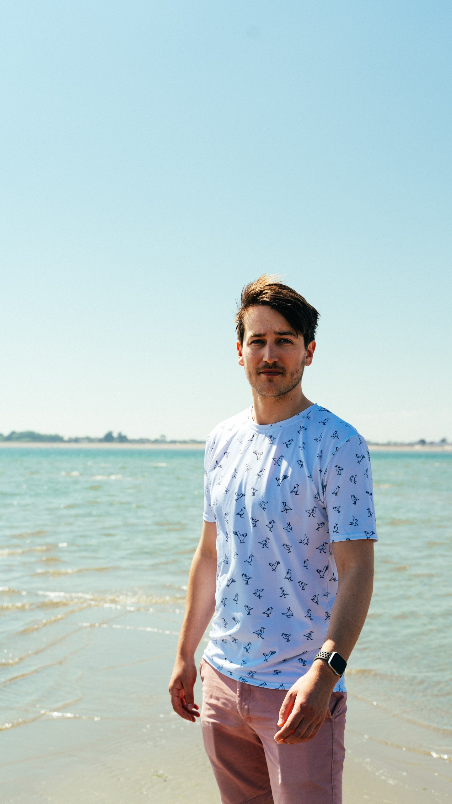 Men's T-Shirt - White with pattern